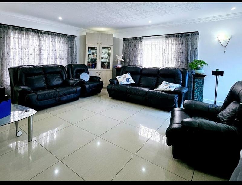 3 Bedroom Property for Sale in Strand Western Cape